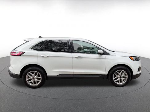 Used 2024 Ford Edge SEL AWD/4WD image 16