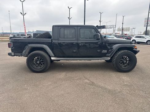 Used 2020 Jeep Gladiator Overland w/ Popular Equipment Package image 7