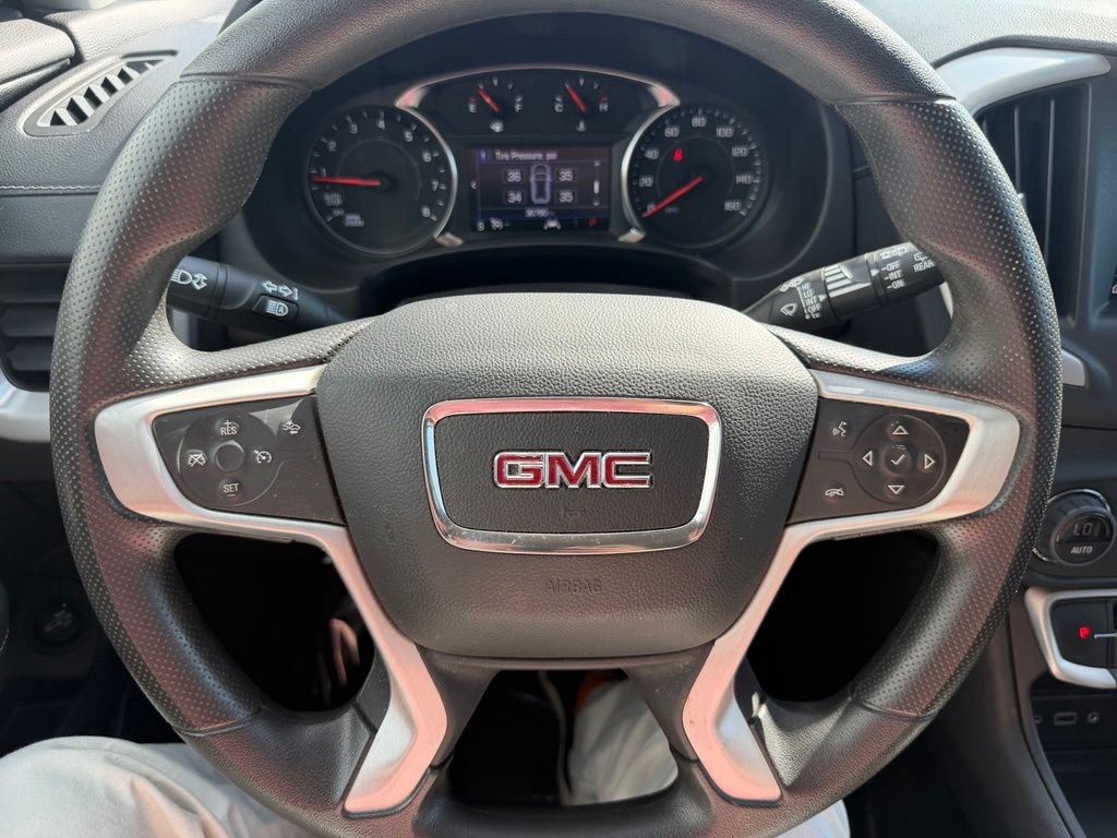 Used 2022 GMC Terrain SLE w/ Driver Convenience Package FWD image 15