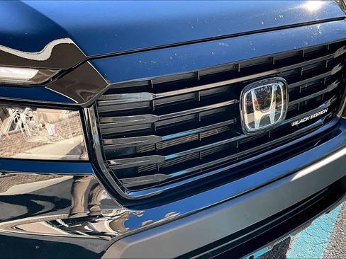 Used 2024 Honda Passport Black Edition image 29