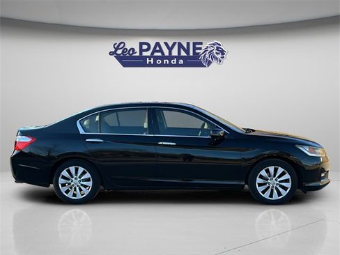 Used 2013 Honda Accord Touring image 10