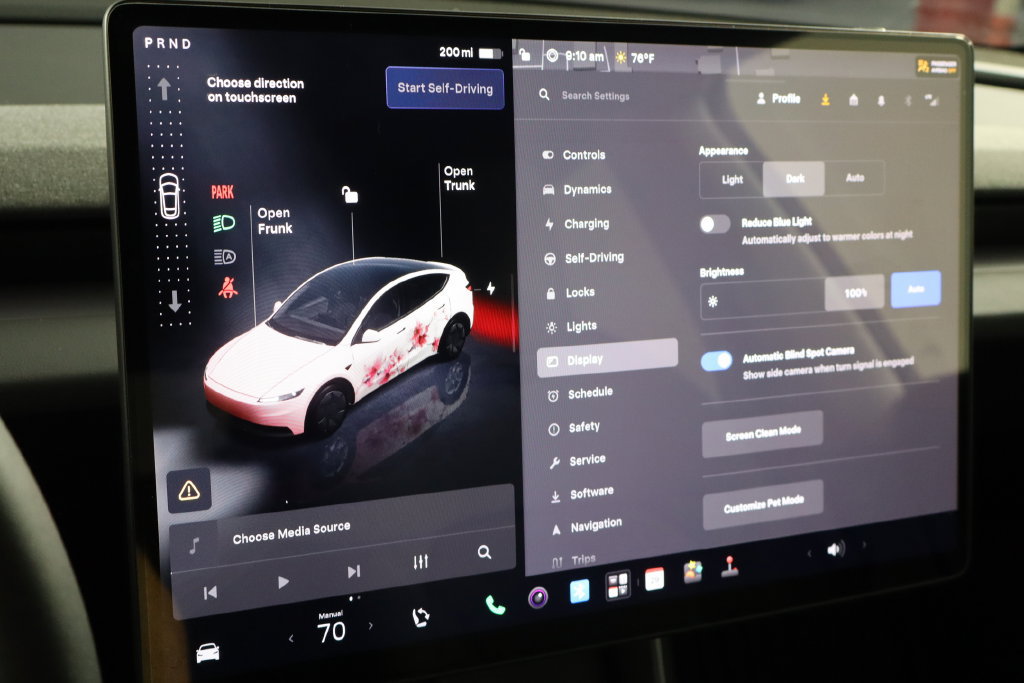 Used 2026 Tesla Model Y 2WD image 31