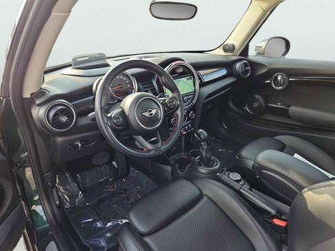 Used 2018 MINI Cooper S image 3