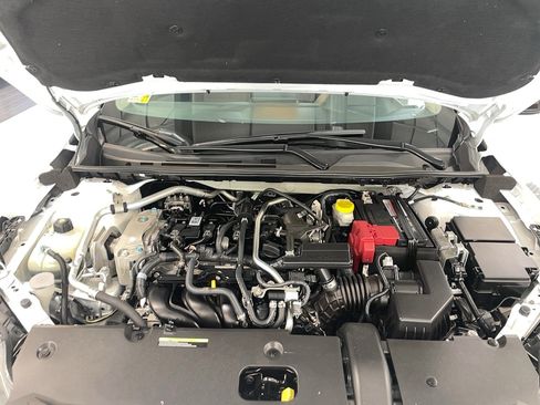 Used 2025 Nissan Sentra SR FWD image 21