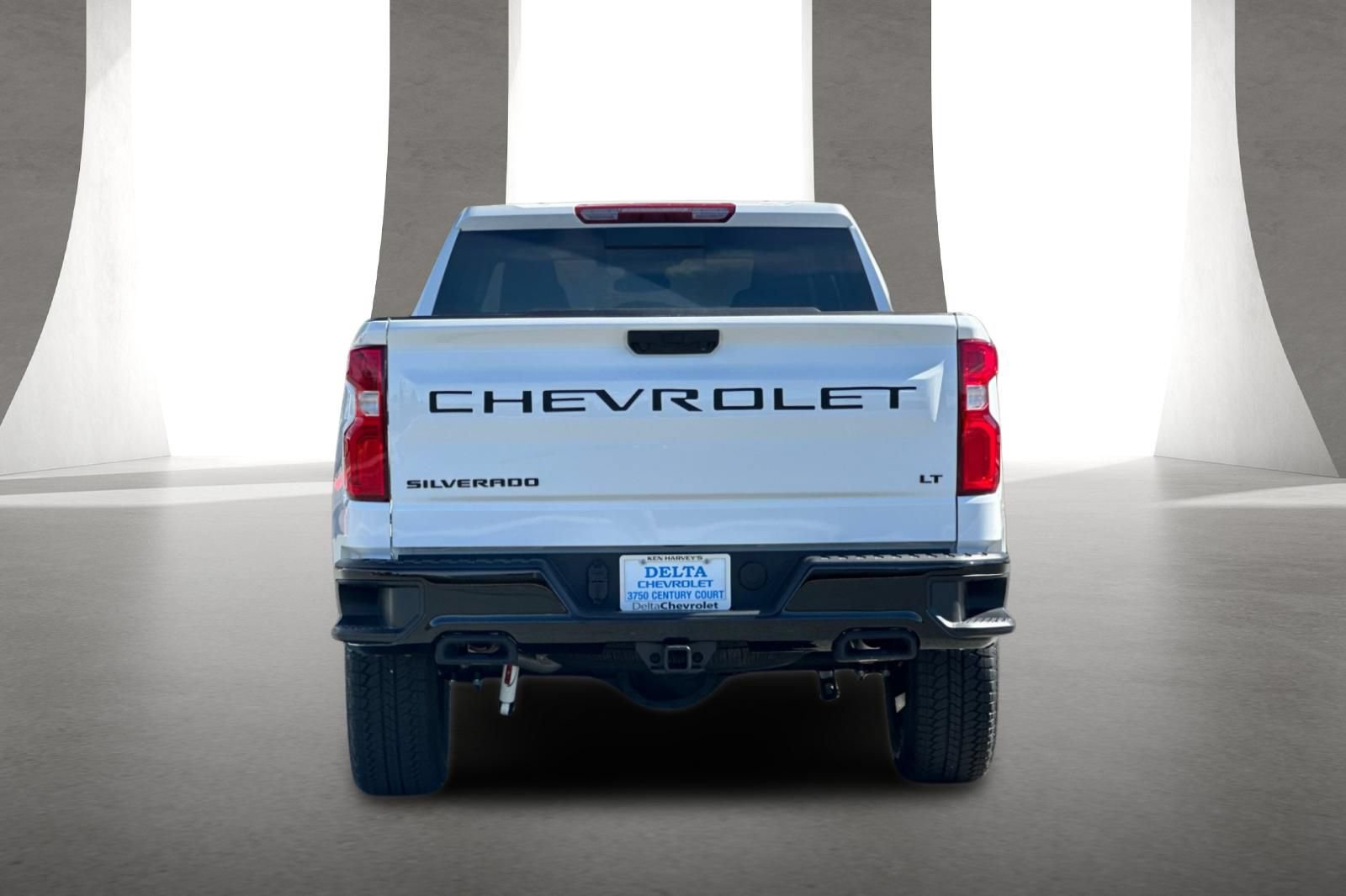 New 2026 Chevrolet Silverado 1500 LT Trail Boss w/ Dark Appearance Package AWD/4WD image 5