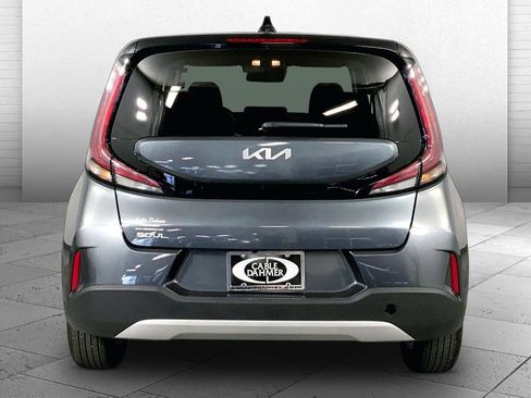 Used 2025 Kia Soul LX w/ LX Technology Package FWD image 3