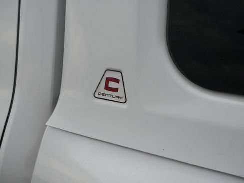 Used 2025 Toyota Tacoma TRD Sport AWD/4WD image 22