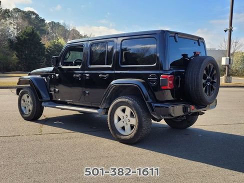 Used 2021 Jeep Wrangler Unlimited Sahara AWD/4WD image 3