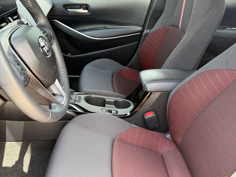 Used 2025 Toyota Corolla SE FWD image 10