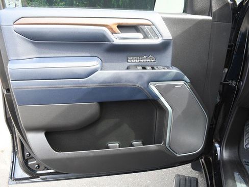 Used 2022 Chevrolet Silverado 1500 High Country image 13