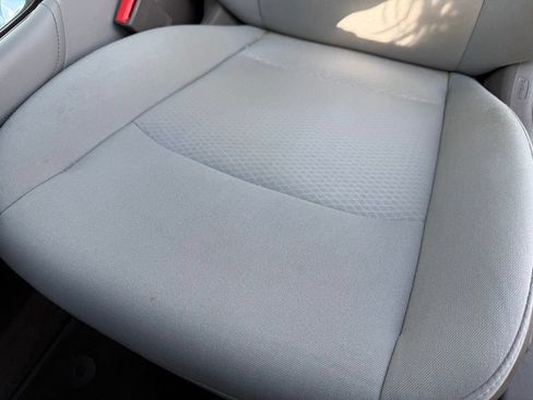 Used 2017 Chevrolet Malibu LT FWD image 23