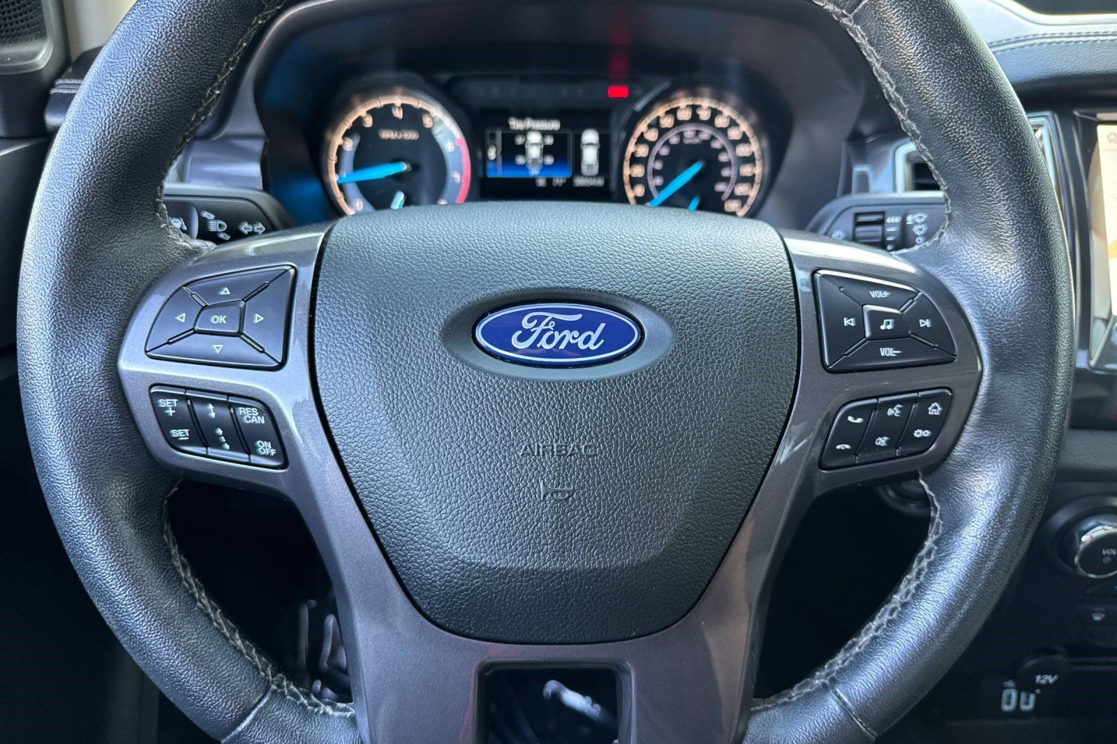 Used 2023 Ford Ranger Lariat w/ Technology Package RWD image 11
