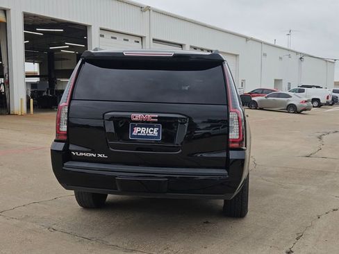 Used 2019 GMC Yukon XL SLT w/ Open Road Package image 6