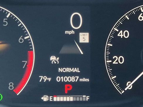 Certified 2025 Honda Pilot TrailSport image 32