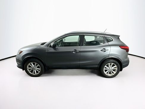Used 2017 Nissan Rogue Sport SV w/ SV All-Weather Package AWD/4WD image 4