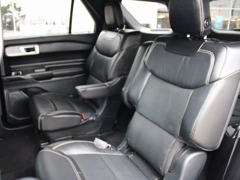 Used 2020 Ford Explorer ST image 24