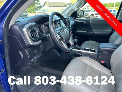 Used 2023 Toyota Tacoma SR5 AWD/4WD image 6
