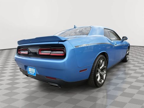 Used 2015 Dodge Challenger SXT Plus w/ Premium Sound Group RWD image 4