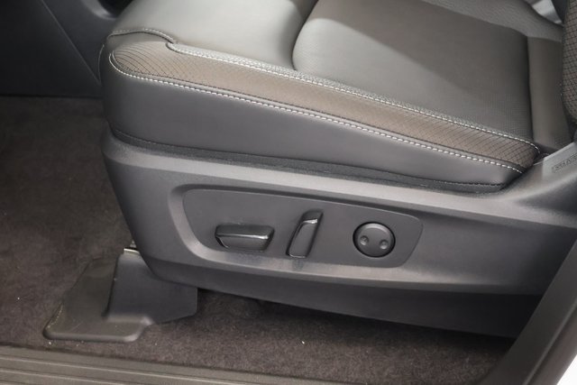 New 2026 Nissan Pathfinder SL AWD/4WD image 12