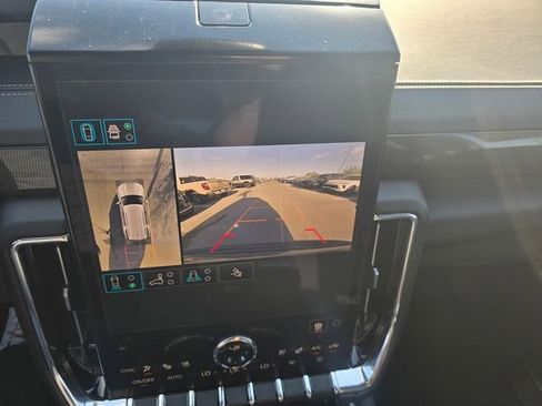 New 2026 GMC Yukon Elevation image 21