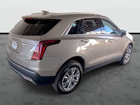 Used 2022 Cadillac XT5 Premium Luxury w/ LPO, Floor Liner Package image 14
