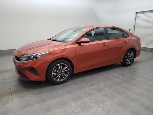 Used 2023 Kia Forte LXS FWD image 2