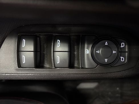 Certified 2024 Chevrolet Equinox RS image 24