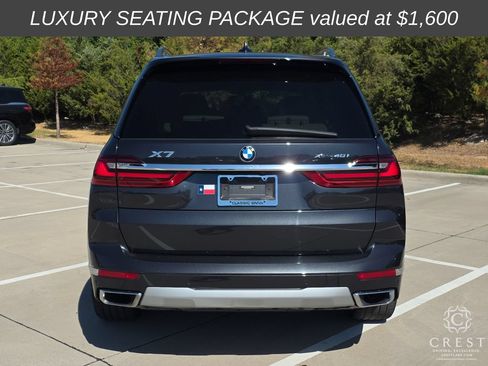 Used 2021 BMW X7 xDrive40i w/ Executive Package 2 AWD/4WD image 4