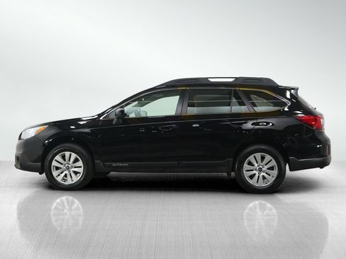 Used 2015 Subaru Outback 2.5i Premium image 2