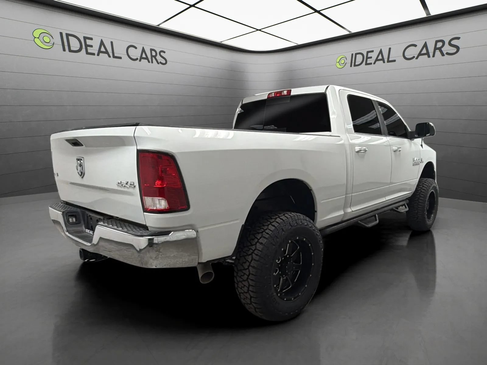 Used 2015 RAM 2500 SLT AWD/4WD image 5