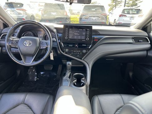 Used 2022 Toyota Camry SE image 22