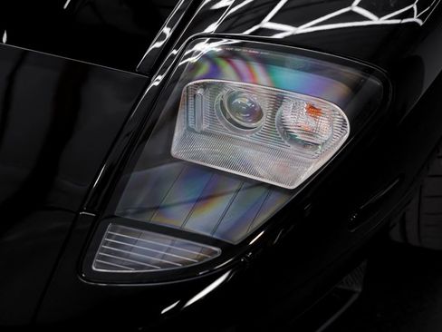 Used 2006 Ford GT image 20