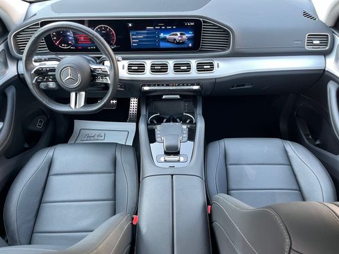 Used 2026 Mercedes-Benz GLS 450 4MATIC image 23