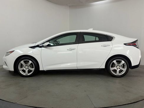 Used 2018 Chevrolet Volt LT FWD image 4