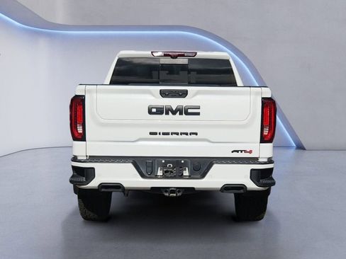 Used 2023 GMC Sierra 1500 AT4 w/ Technology Package image 4