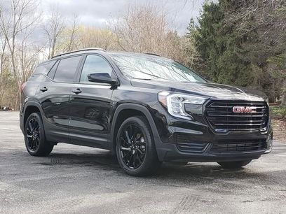 Used 2023 GMC Terrain SLE w/ Driver Convenience Package