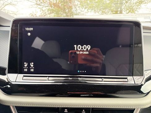 New 2026 Volkswagen Atlas Cross Sport SEL Premium R-Line image 20