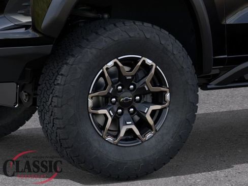 New 2026 Chevrolet Colorado ZR2 w/ Technology Package AWD/4WD image 10