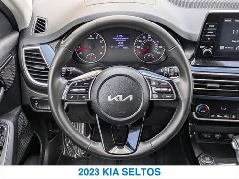 Used 2023 Kia Seltos S FWD image 15