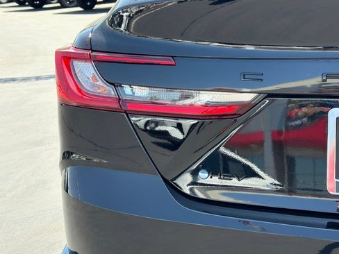 New 2026 Toyota Camry Hybrid FWD image 14