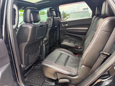 Used 2018 Dodge Durango R/T w/ Technology Group AWD/4WD image 11