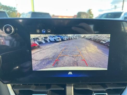 New 2026 Chevrolet Equinox LT image 24