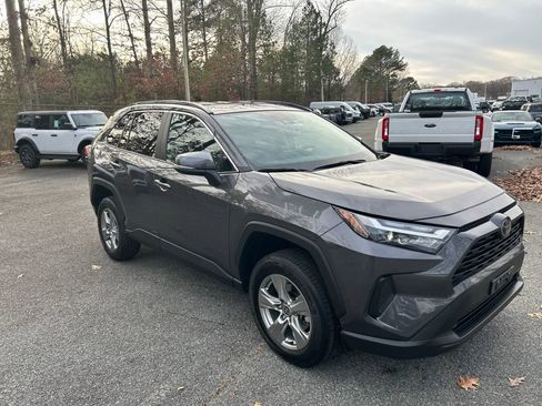 Used 2024 Toyota RAV4 XLE image 30