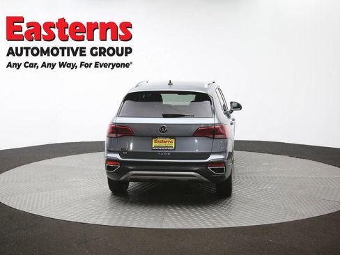 Used 2024 Volkswagen Taos SE FWD image 36
