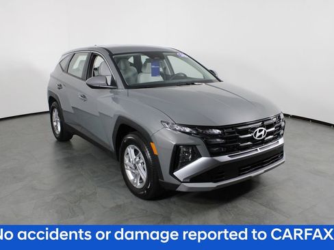 Certified 2026 Hyundai Tucson SE FWD image 5