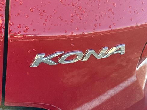 Certified 2022 Hyundai Kona SEL w/ Convenience Package image 28