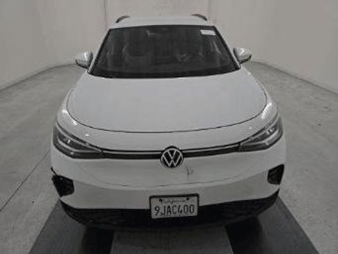 Used 2023 Volkswagen ID.4 2WD image 4