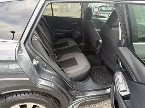 Used 2024 Subaru Outback Premium AWD/4WD image 10