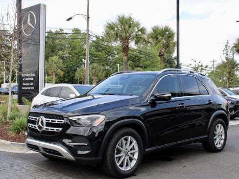 Used 2024 Mercedes-Benz GLE 450e 4MATIC image 1