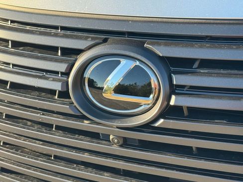 New 2025 Lexus LX 700h Luxury image 7